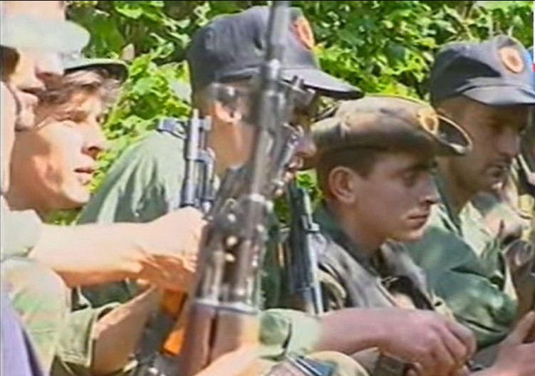 KO I ZAŠTO RASPIRUJE POŽARE NA JUGU CENTRALNE SRBIJE? Albanci u novoj epizodi o "diskriminaciji"