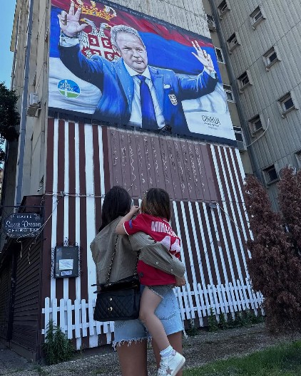 SLIKA KOJA KIDA SRCE Ćerka Siniše Mihajlovića stigla sa ćerkicom u Srbiju, pa objavila fotografiju koja tera suze na oči (FOTO)
