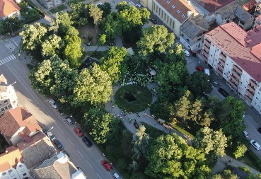 FIJASKO BLOKADERA U ŠAPCU, NIJE POMOGAO NI LEP SUNČAN DAN: Manje od 3.000 ljudi na gromoglasno najavljivanom mitingu (FOTO)