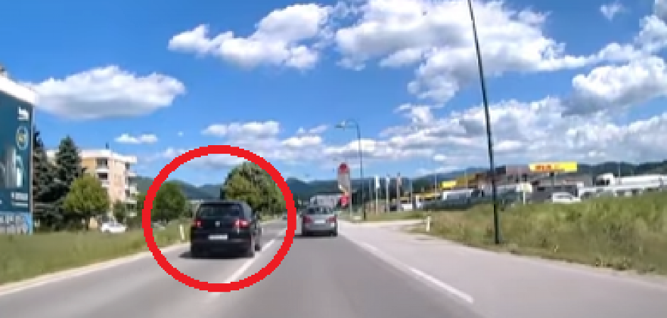 OPASNA VOŽNJA Rizikovao svoj i tuđe živote ludačkim potezom