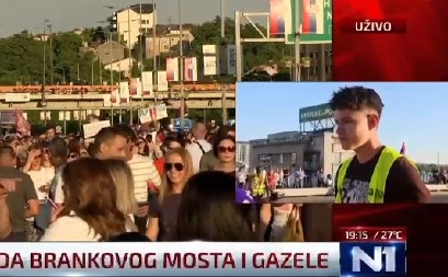 NEKA VUČIĆ OSTANE NA VLASTI, NAMA JE SUPER! Blokader slučajno priznao pravi cilj maltretiranja Beograda i Srbije (VIDEO)