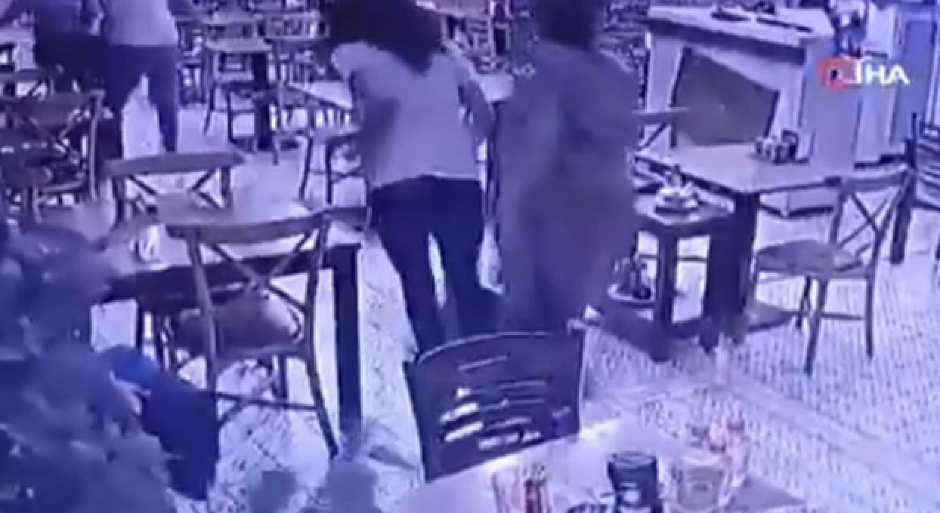 ''SKAKALI SMO NA DECU DA IH ZAŠTITIMO'', ČOVEK SE BACIO KROZ PROZOR! Jezive ispovesti turista u Turskoj nakon zemljotresa (VIDEO)