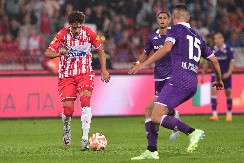 NA MARAKANI ČEKAJU KONAČNO REŠENJE Doveden kao veliki talenat, Zvezda gleda kako da ga se reši