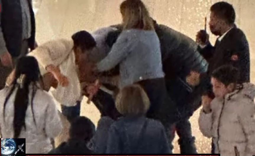 FOLKERKE SE POTUKLE ISPRED STUDIJA Kompozitori ih razdvajali, jedva ih obuzdali!