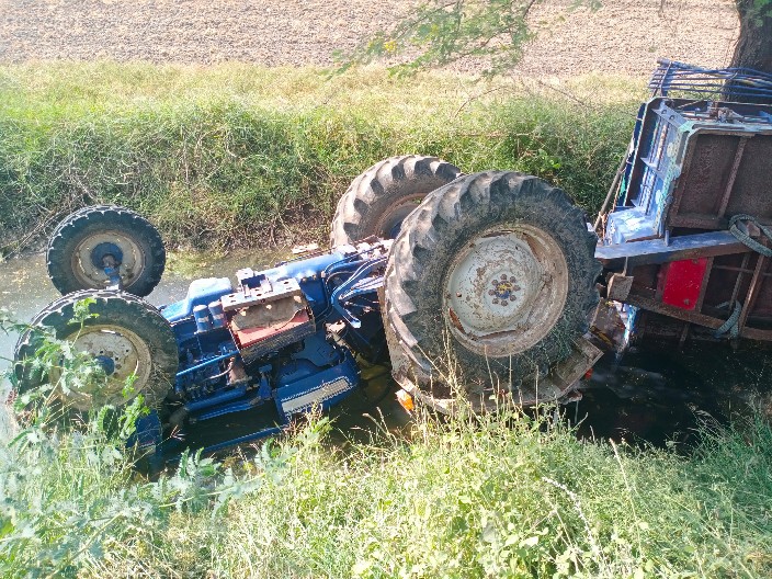 TRAGEDIJA  KOD OBRENOVCA! Traktor se prevrnuo, pa pregazio ČOVEKA!