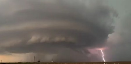 DOK SE OSTATAK ZEMLJE PRŽI, OVA DVA SRPSKA GRADA ĆE SASTAVITI NEVREME! Padavine se očekuju uskoro, moguć i grad!