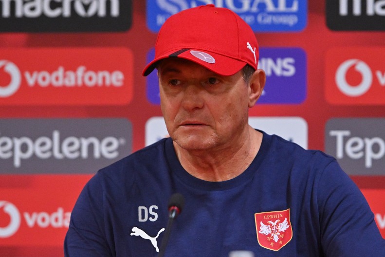 "NISI NORMALAN KAD ME TO PITAŠ" Pitanje srpskog novinara baš naljutilo Piksija