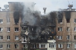 UKRAJINSKI GRAD SPALJEN DO TEMELJA, NAJMASOVNIJI NAPAD DO SAD Jezivi snimci se šire mrežama (VIDEO)