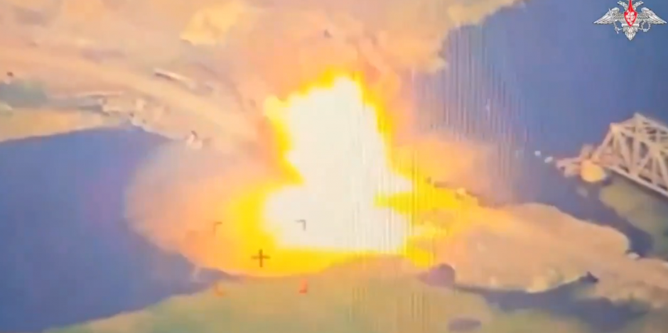 HOROR SCENA NA FRONTU! UKRAJINSKI VOJNICI RAZNETI U VAZDUH Snimak ledi krv u žilama (VIDEO)