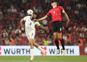 OSEĆAO SE PRITISAK... Aleksandar Mitrović se oglasio posle "nule" Srbije i Albanije