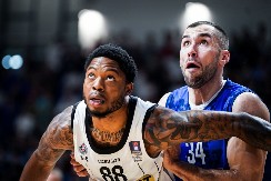 PODGORIČANI DOLAZE U GROTLO ARENE ABA liga odredila arbitre za treći meč finala: Dobro poznata lica dele pravdu