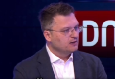 ZAŠTO LAŽEŠ, RAŠO? Direktor Crte izmislio izborne nepravilnosti, NIKO iz opozicije nije podneo NIJEDAN prigovor, svi potpisali zapisnike!