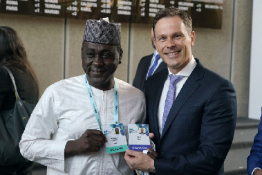 "NAŠALILI SMO SE OKO SIMPATIČNE IGRE REČIMA" Siniša Mali: Ugostili smo Mamadua iz Repubilke Mali!