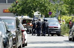 JEZIVI DETALJI O NAPADAČU IZ ŠKOLE U GRACU Bivši učenik upao u učionicu sa sačmaricom i pištoljem