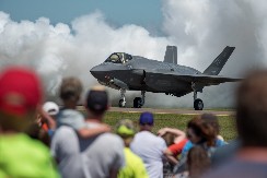 PENTAGON SEČE TROŠKOVE Smanjio broj aviona F-35