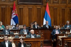 KLJUČ U RUKE ZA MLADE PORODICE! – Država daje novac i olakšava kredit! Siniša Mali objavio VAŽNE VESTI!