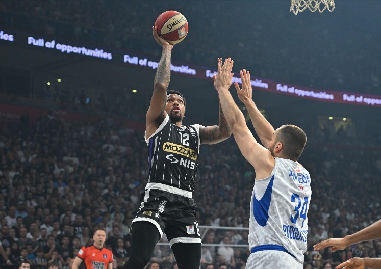 Partizan pobedio Budućnost i osvojio osmu titulu u ABA ligi
