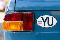 NEKADA JE U SRBIJI BIO STRAH I TREPET Čuveni plavi kec opet krstari Čačkom „Beži, ide narodna milicija“