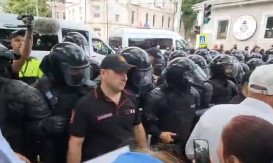 MOLDAVIJA IZAZIVA RUSIJU Brutalan lov na ljude u Kišnjevu, čoveka uhvatili na aerodromu