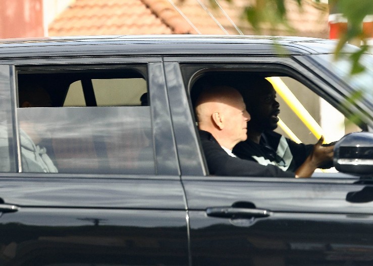 POZNATI GLUMAC OSTAO BEZ MOGUĆNOSTI GOVORA Pogoršalo mu se stanje, od njega ostala samo senka (FOTO)