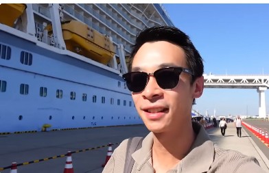 RADNIK NA BRODU OBJAVIO KOLIKA MU JE PLATA Ljudi šokirani iznosom, ali neki kažu da je malo za sve što mora da radi