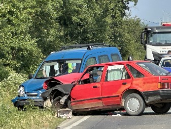BEBA TEŠKO POVREĐENA U SUDARU Pored nje i žena je zadobila povrede