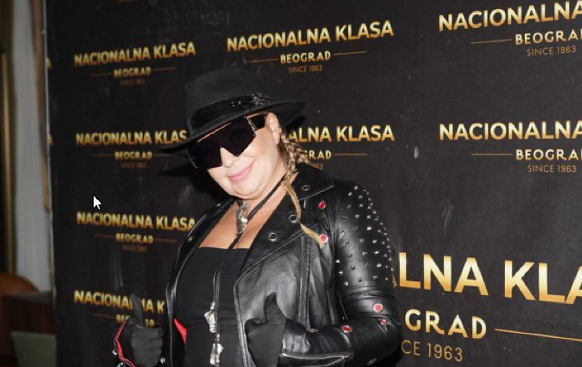 STOJA ZBOG OVE PEVAČICE ODBILA DA PEVA Žestoko zaratile u Areni, ovo su svi detalji!