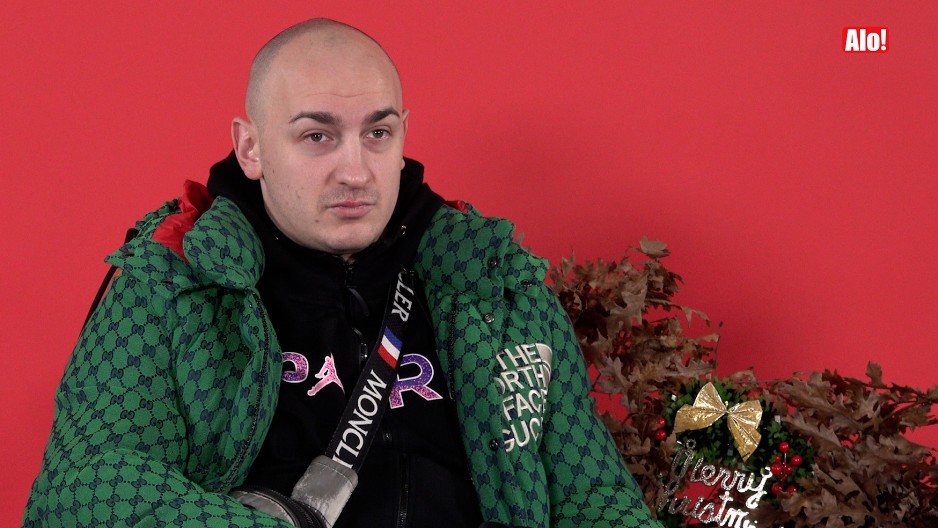 PEVAČ ŠOKIRAO NA ROĐENDANU BARBARE BOBAK Poklon jedva uneo u salu, svi zanemeli kada se pojavio! (VIDEO)