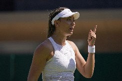 POMRAČENJE Predala meč, pružila ruku rivalki, a onda doživela izliv besa kakav se retko viđa