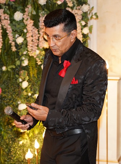 ZORAN PEJIĆ PEJA SPREMA VELIKU SVADBU Voditelj odlučio da stane na ludi kamen!