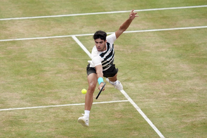 ALKARAZ KAO FURIJA Posle Rolan Garosa, na vidiku i titula u Kvinsu