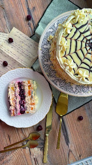 MOSKVA ŠNIT SA BRESKVAMA Jelena nam je dala recept za savršenu letnju poslasticu