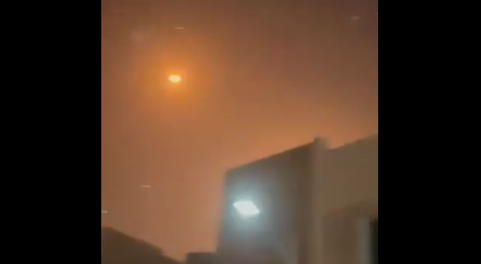 PRVI SNIMAK RAKETNOG NAPADA NA AMERIČKU BAZU Zastrašujuće scene stižu iz Katara (VIDEO)