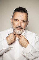 Toni Cetinski predstavlja pesmu "Ti si ta" iz filma "Taxi ljubav" i najavljuje  koncerte u Sava Centru