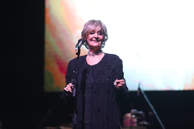 LEPA LUKIĆ (85) IMA DEČKA! Posle 50 godina su obnovili odnos, otkrila sve detalje!