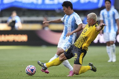 IPAK BEZ IZNENAĐENJA Fudbaleri Borusije i Fluminensea u osmini finala Svetskog prvenstva