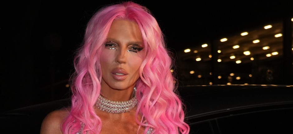 ATINA TOŠIĆ PRVI PUT U JAVNOSTI NAKON DRAME RODITELJA Ćerka Jelene i Duška ima jasan stav, a o njenom izgledu priča ceo Beograd (FOTO)