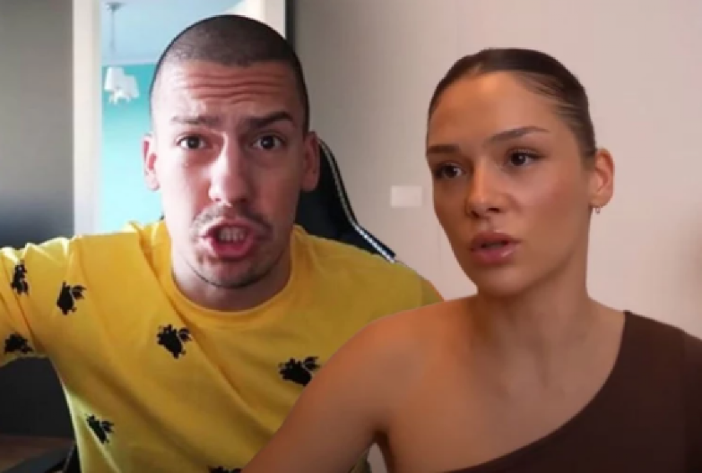 RAT NA DRUŠTVENIM MREŽAMA! Anja Bla odbija da se povuče dok Baka Prase otkriva brutalne dokaze, šokirala novim oglašavanjem (FOTO)