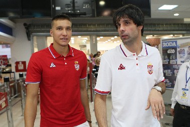 OD SADAŠNJEG ZA BIVŠEG KAPITENA Bogdanović emotivnom porukom ispratio Teodosića u penziju (FOTO)