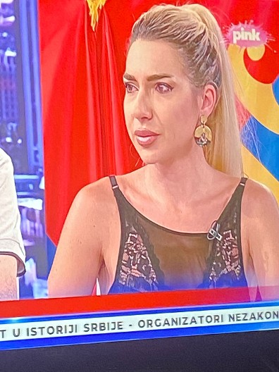 "OTAC MI JE OSTAVIO U AMANET JEDNU STVAR" Jovana Jeremić u programu uživo otkrila porodičnu tajnu, suze nije mogla da sakrije