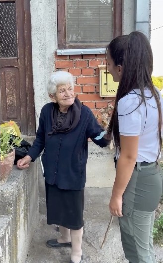 RASPLAKALA CELU SRBIJU Tamara srela baku koja pešači 4 sata do prodavnice, ono što je uradila kida dušu!
