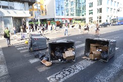 "KONTEJNER REVOLUCIJA UNIŠTAVA SRPSKU PRIVREDU": Turizam u slobodnom padu zbog blokada!