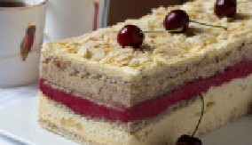 MOSKVA ŠNIT Kraljica trpeze u savršenom voćnom spoju, poćiće vam voda na usta