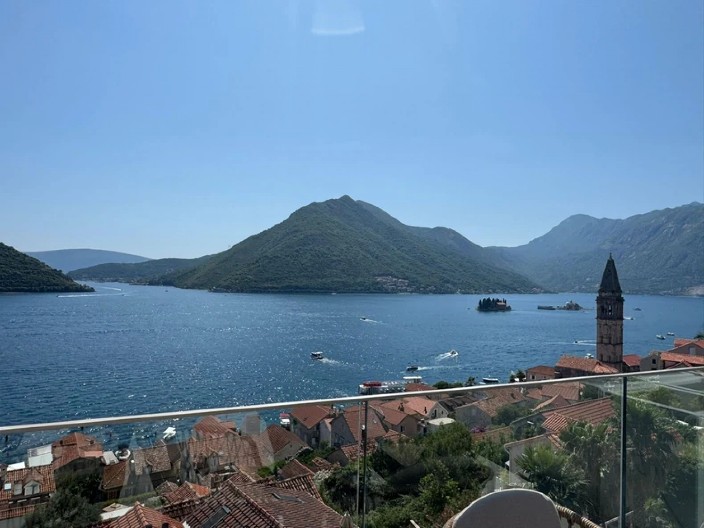 PERAST JE DOBIO SVOJU ZVEZDU Mali luksuzni hotel Santa Boka i restoran Bokone donose spoj elegancije, mira i vrhunske kuhinje