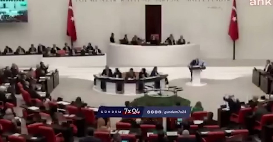 TROVANJE U PARLAMENTU! 80 ljudi se otrovalo, uključujući i poslanike u Turskoj