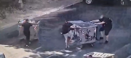 ZATVOR, JAVNI RAD ILI 150.000 DINARA Kolike kazne prete blokaderima za iznošenje kontejnera na ulicu, a kolike za besomučno prelaženje pešačkog