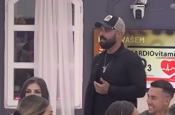 "U FINIŠU I KONJI LIPŠU!" Lukin otac brutalno isprozivao Aneli Ahmić, pozliće joj zbog njegovih reči