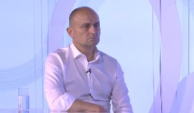 OVO JE STRAŠNO! MINISTAR ODBRANE HRVATSKE: „Spremni“ sam uzviknuo na Tompsonov pozdrav „Za dom“