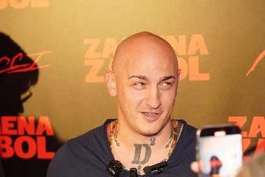 NAJAVIO HAOS I DOSAD NEŠTO NEVIĐENO! Prvo oglašavanje Desingerice nakon vesti da će biti u žiriju u "Pinkovim zvezdama"