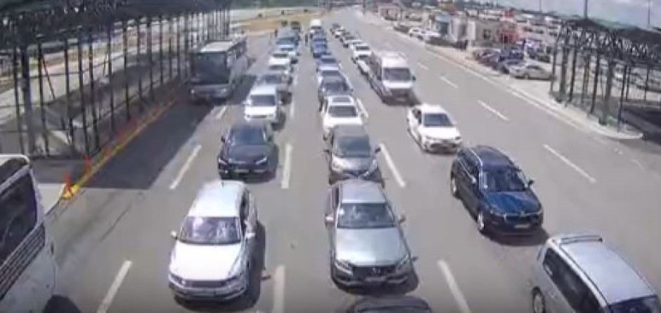 LUDILO NA GRANICI Zbog ogromnih gužvi Horgoš radi punom parom – ovi prelazi su spas